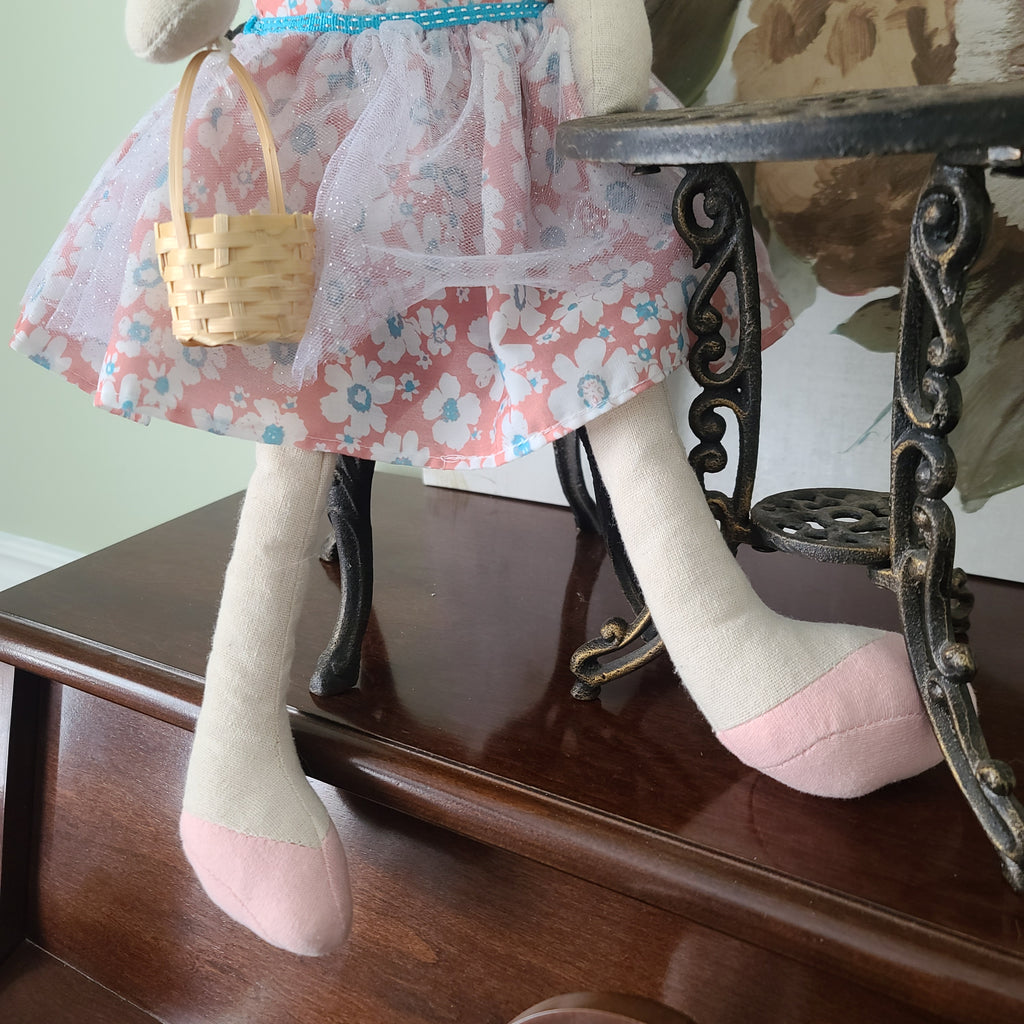 This little piggy went to Easter.